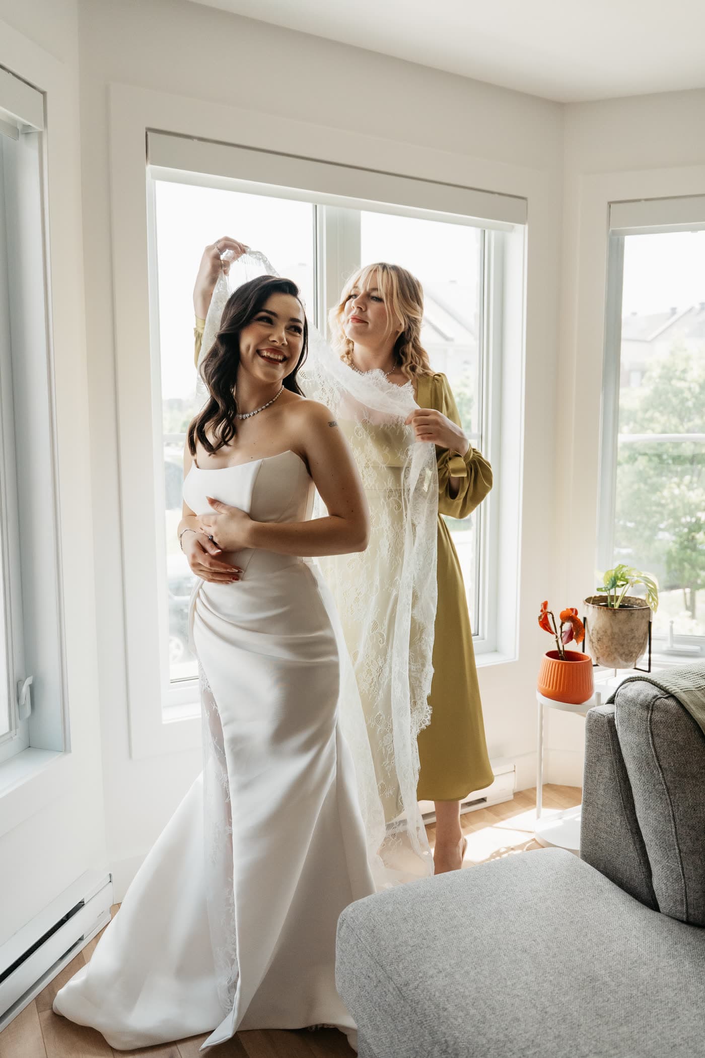 Bride made up by Lucille on her wedding morning, veil and luminous skin
